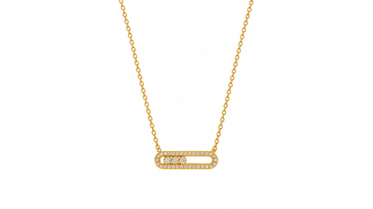 How to Layer Gold Necklaces Without Tangling