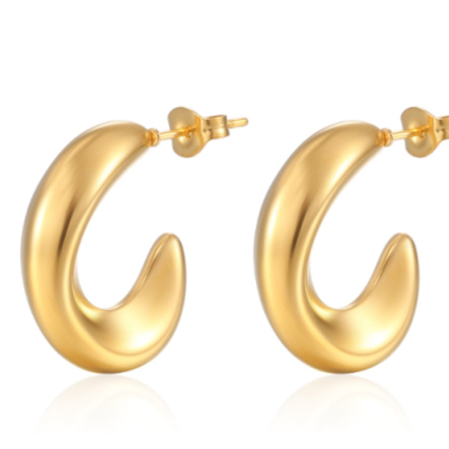 Myra Hoop Earrings | Tapered Tubular C-Hoop