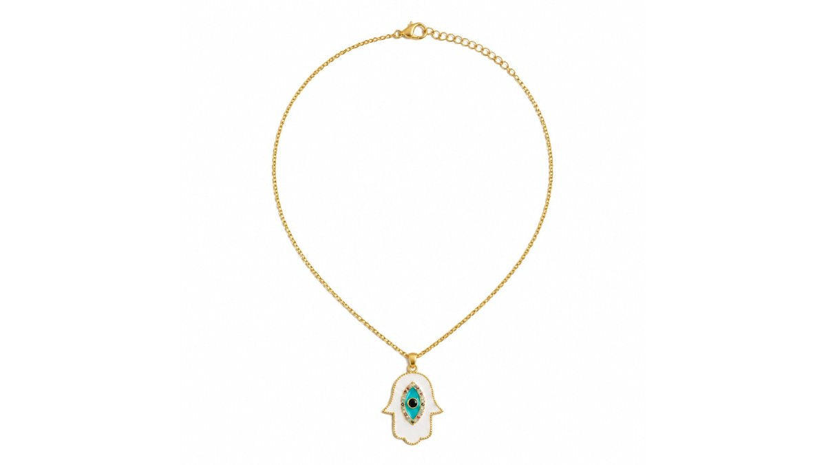 5 Ways to Style Hamsa Hand Jewelry