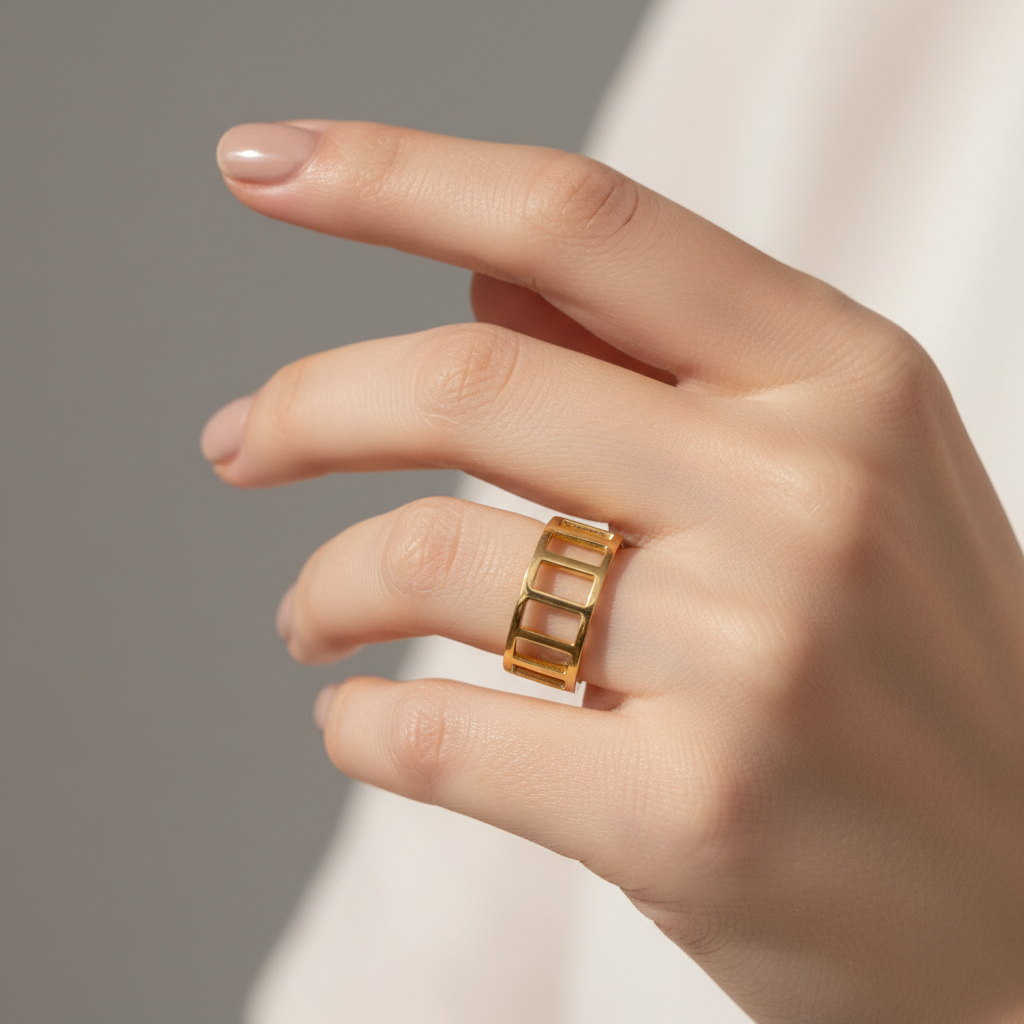 Elisa Ring | Adjustable Dainty Ring