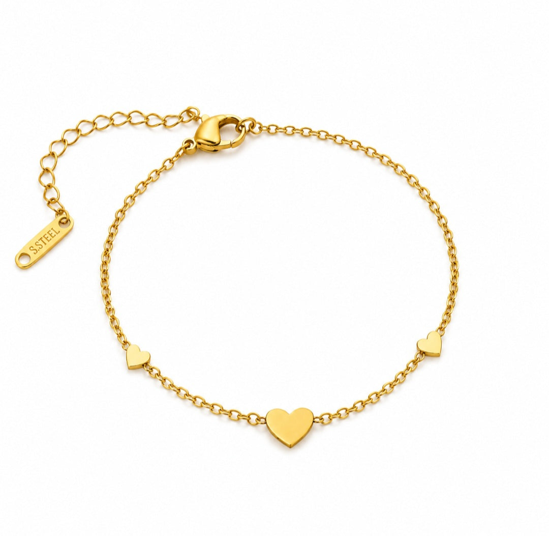 Marissa Heart Bracelet - Gold Heart Charm Bracelet - Zoha Los Angeles