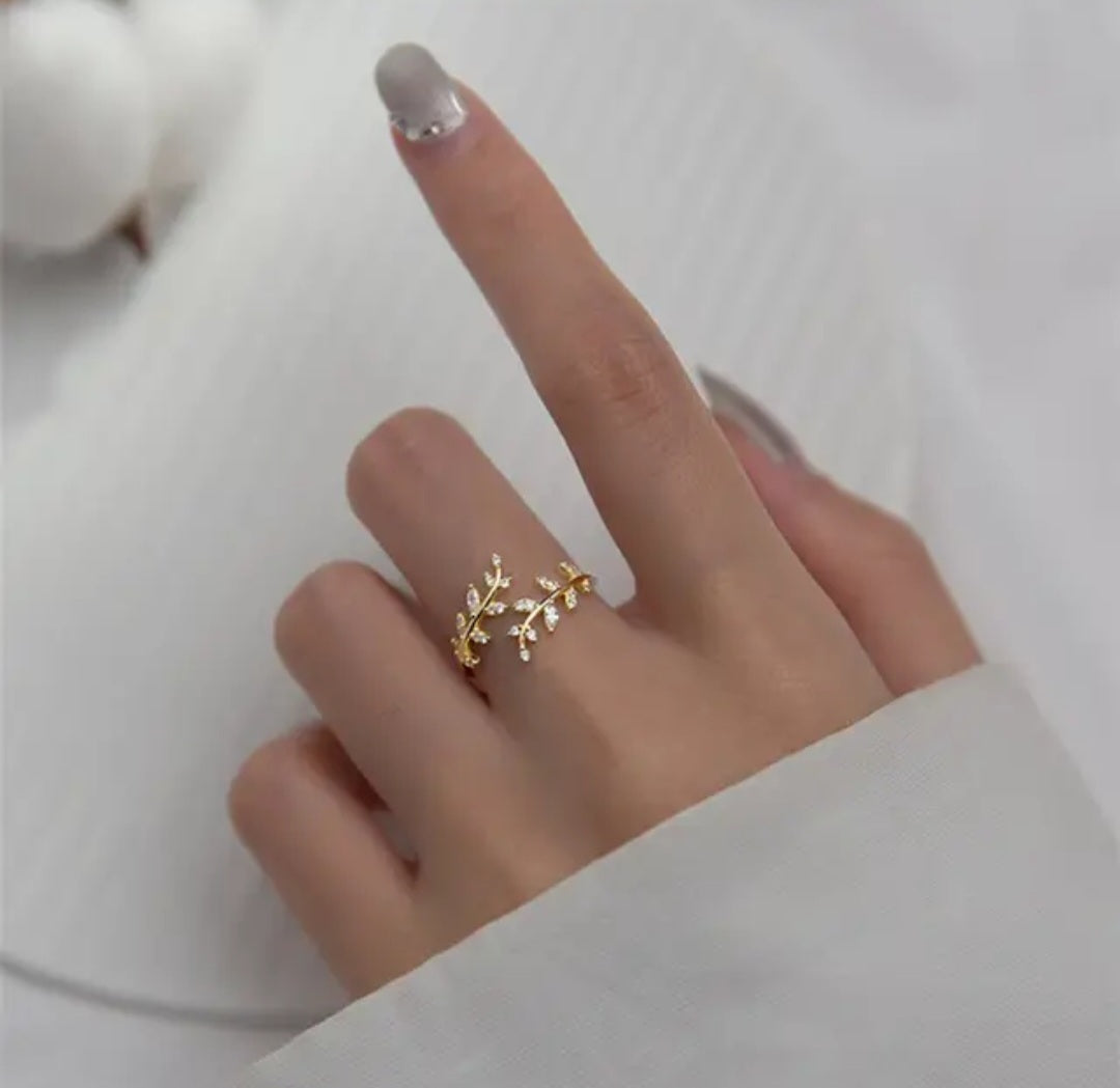 Leaf Ring in gold - 18k gold plated adjustable ring by Zoha Los Angeles