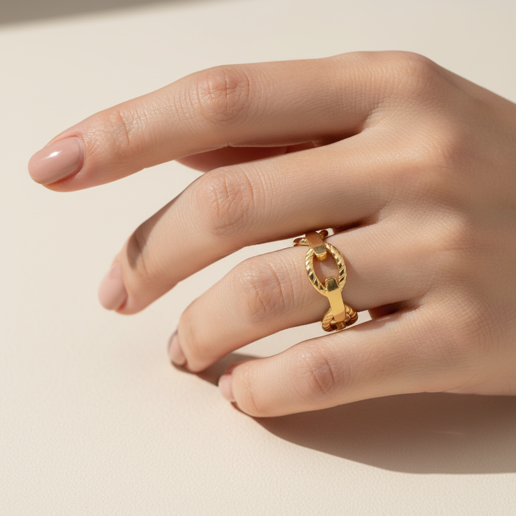 Maira Ring | Adjustable Dainty Ring