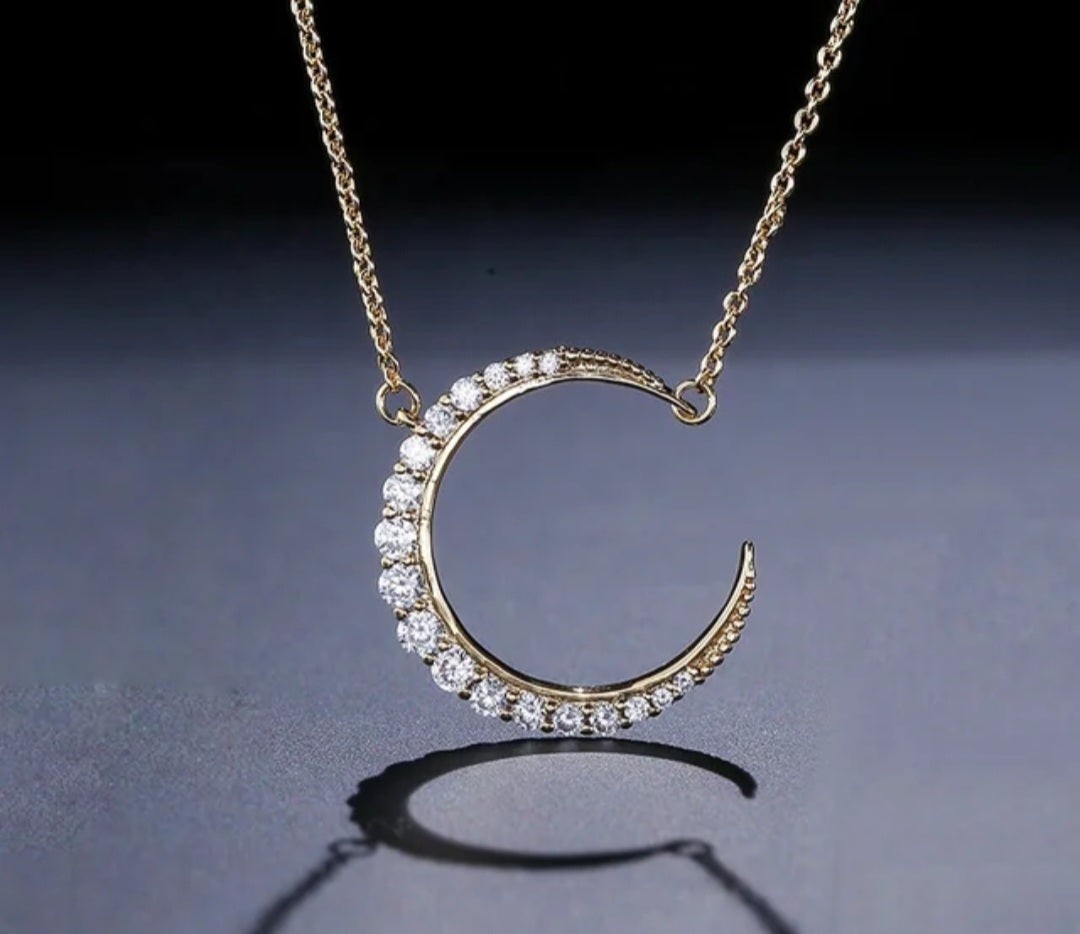 Moon Crescent Necklace | Gold, Silver & Rose Gold | Zoha Los Angeles"