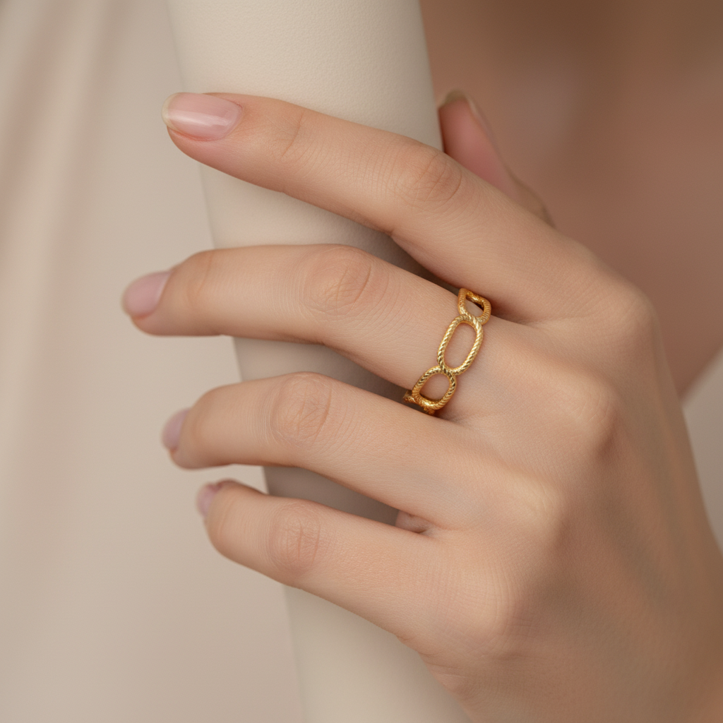Simi Ring | Adjustable Dainty Ring